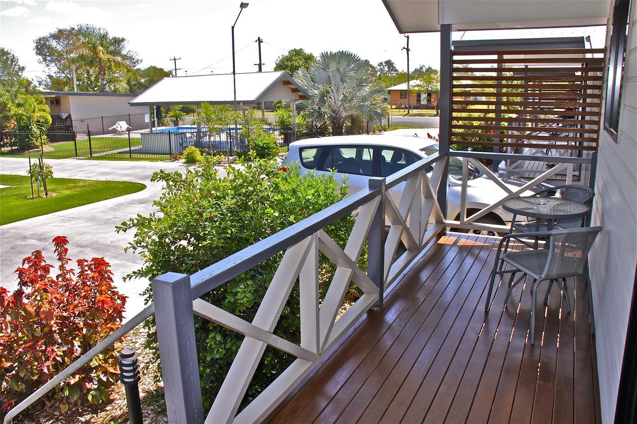 Barcaldine Country Motor Inn Екстериор снимка