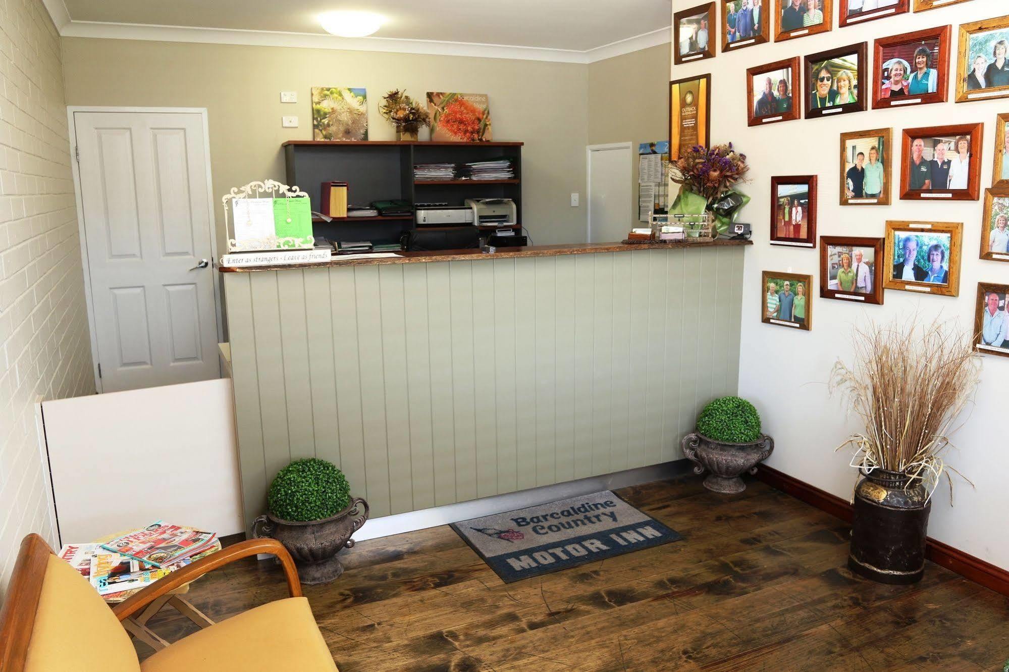 Barcaldine Country Motor Inn Екстериор снимка