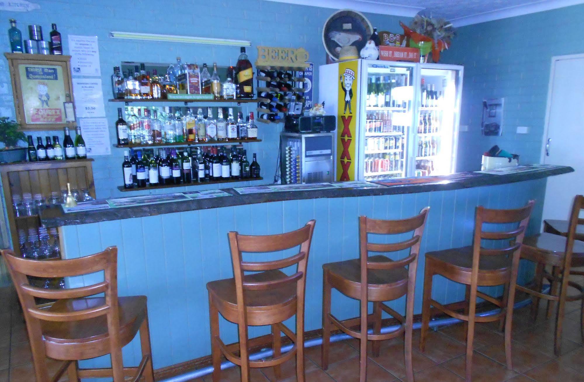 Barcaldine Country Motor Inn Екстериор снимка